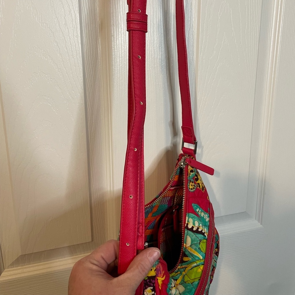Vera Bradley retired Summer 2017 ‘Rumba’ mini Vivian crossbody bag EUC - Picture 12 of 13